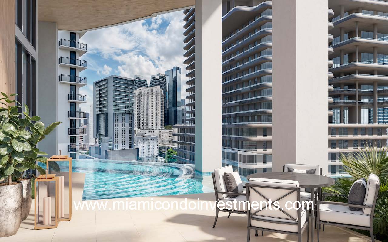 Season One Brickell Pool Deck