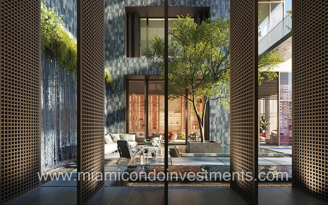 Miami Tropic courtyard 2