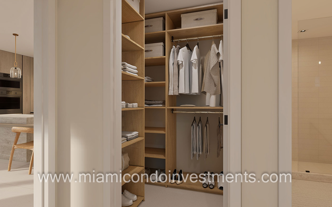 Cassia closet