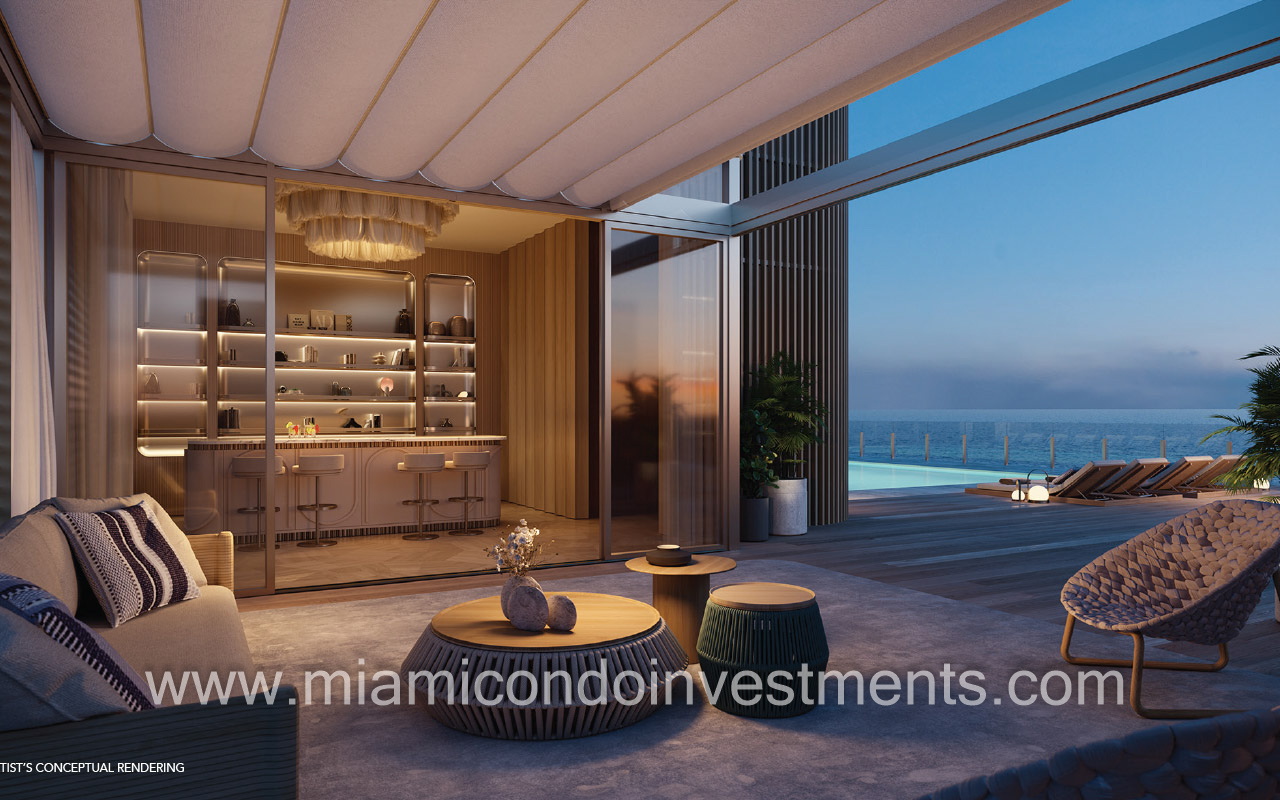 Ocean House Surfside cocktail room