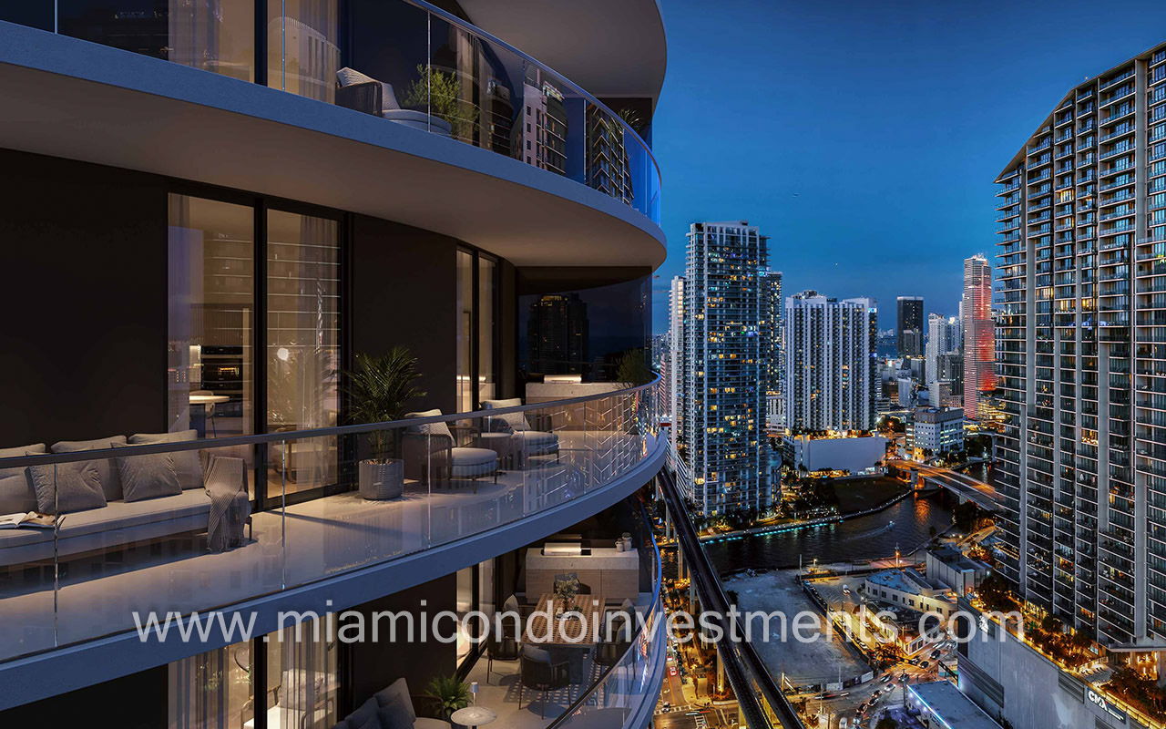 One Twenty Brickell balcony