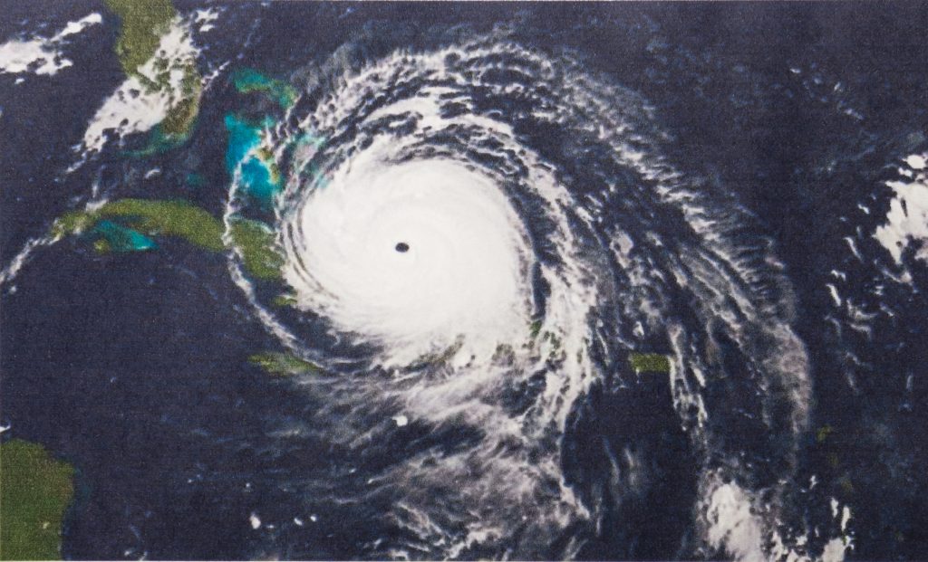 hurricane tracker to South Florida
