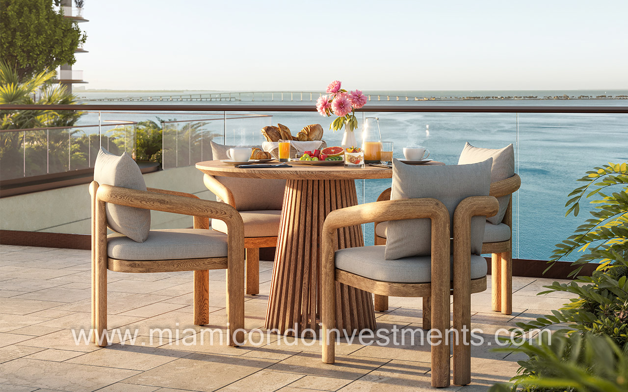 terrace dining at Mandarin Oriental Miami Hotel