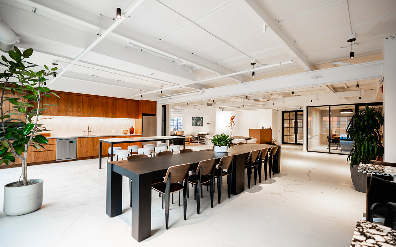 Knotel at Wyncatcher kitchen and dining