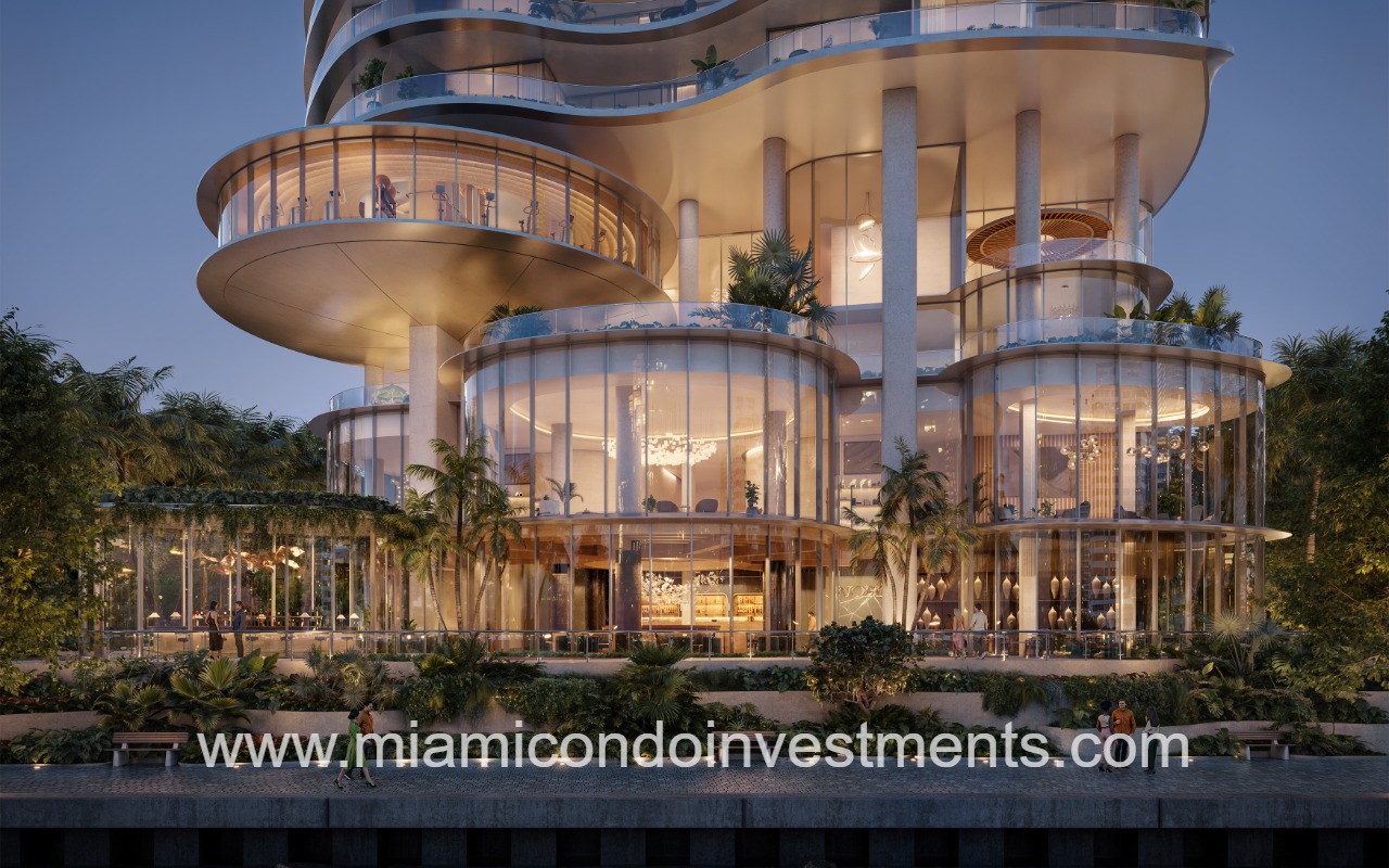 619 Brickell boardwalk