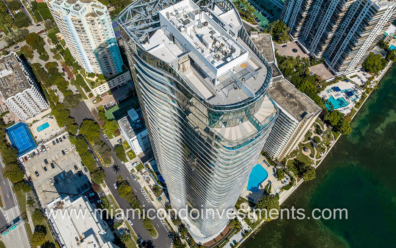 aerial view of Una Residences in Brickell