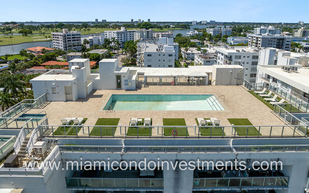 Bay Harbor Club condos view rooftop pool and sundeck