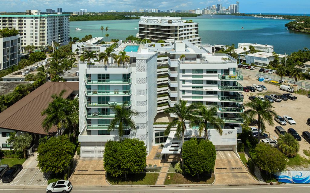 The Palms condos side angle of building and area
