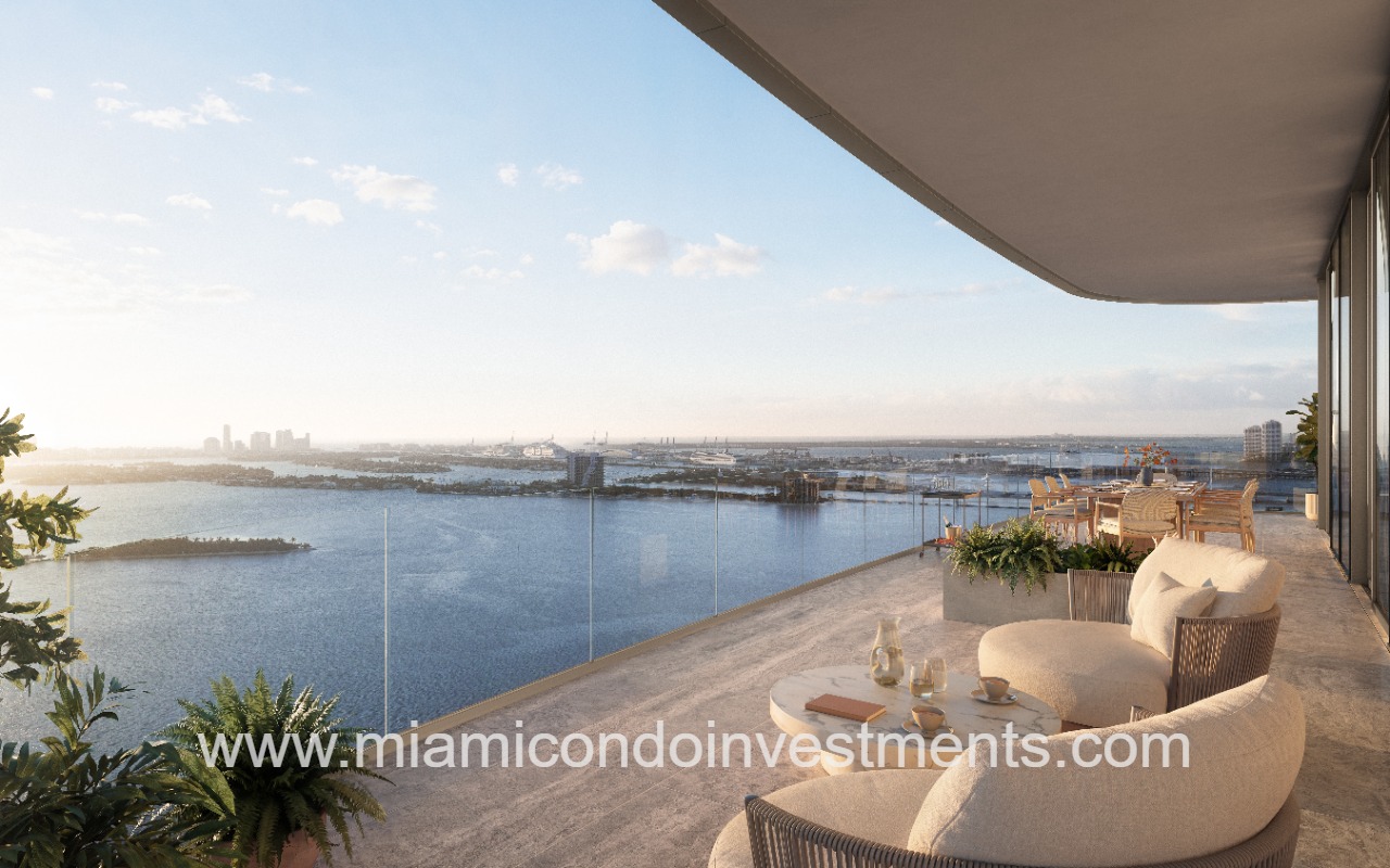 LILLI Miami Edgewater balcony