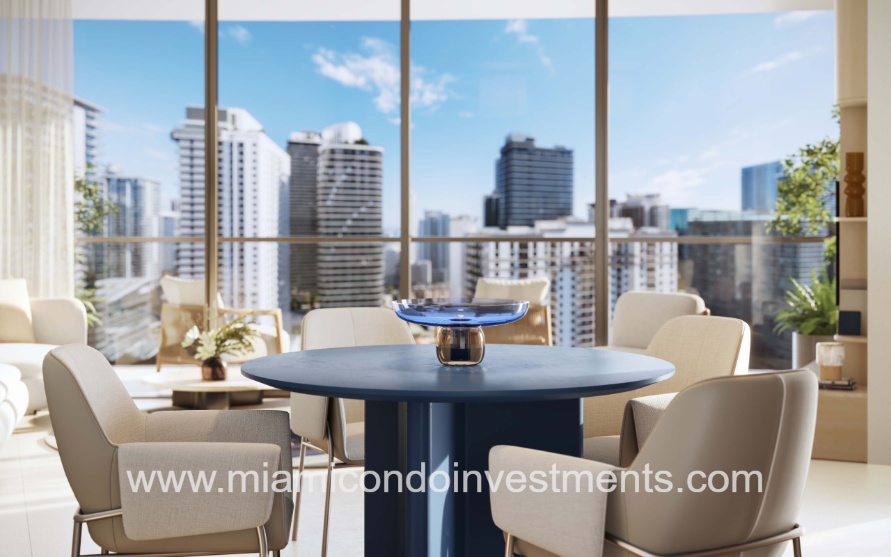 One Twenty Brickell Signature Club dining