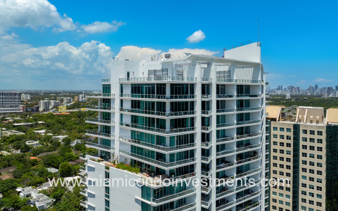 Grovenor House condos drone facing top part angle of building