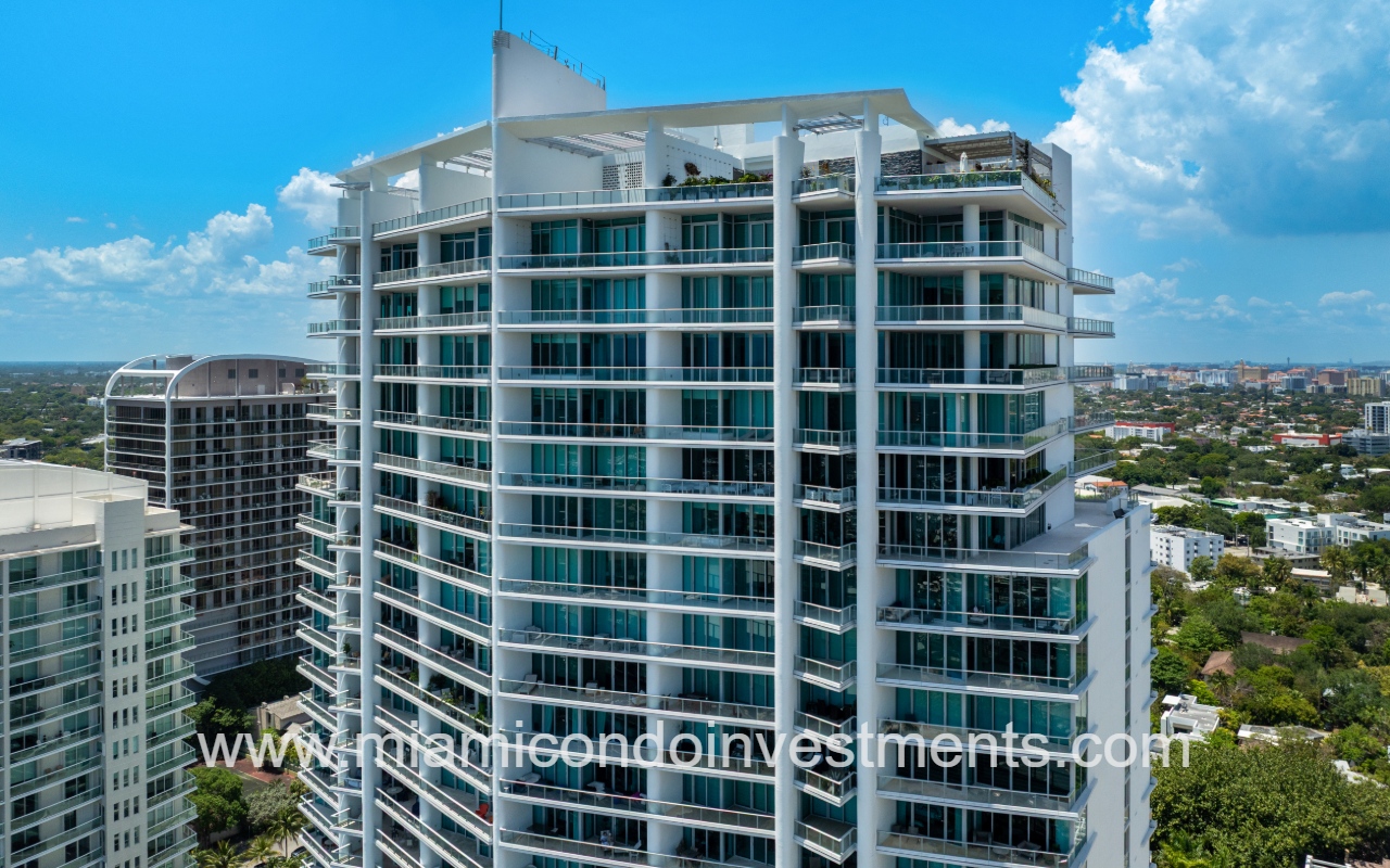 Grovenor House condos drone facing top angle of building closeup