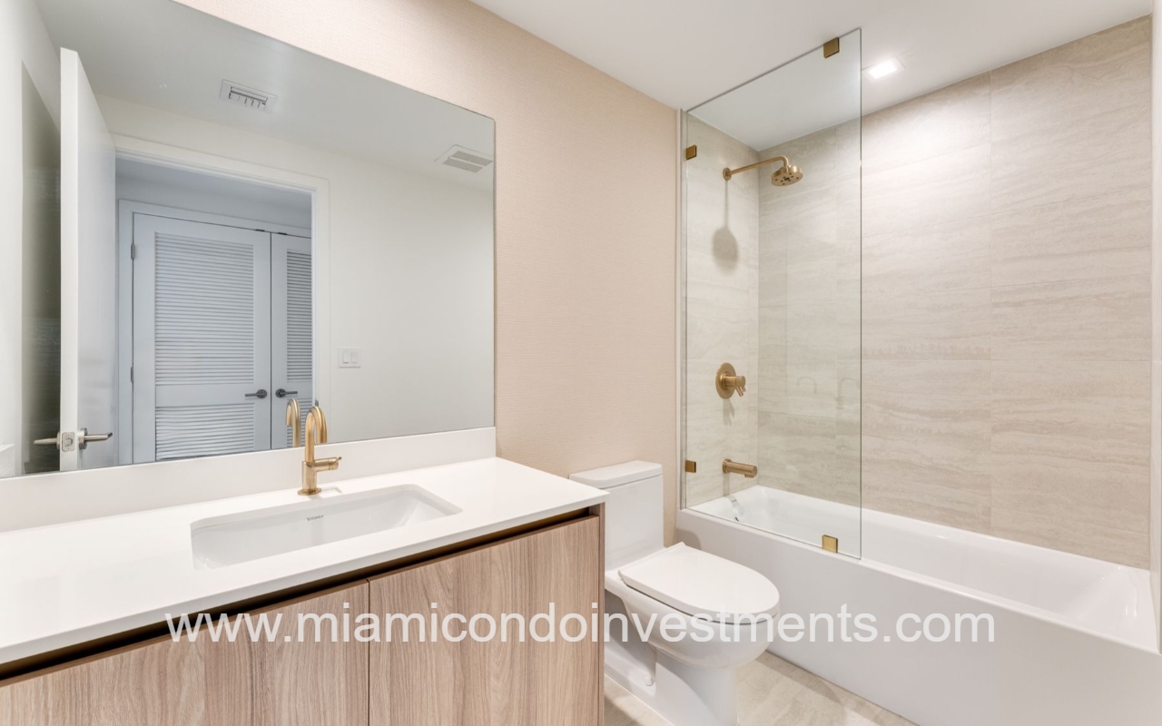 Viceroy Brickell bathroom