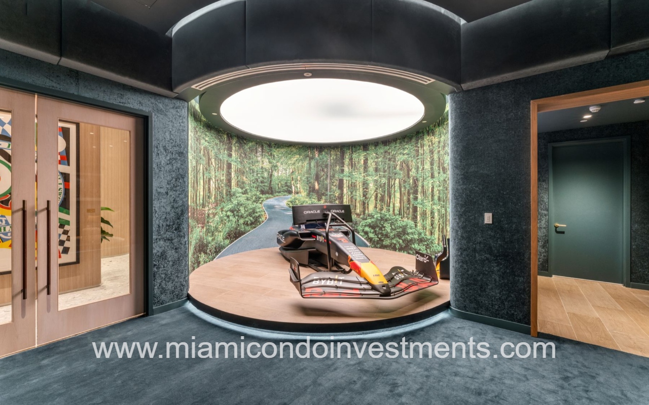 Viceroy Brickell virtual reality room