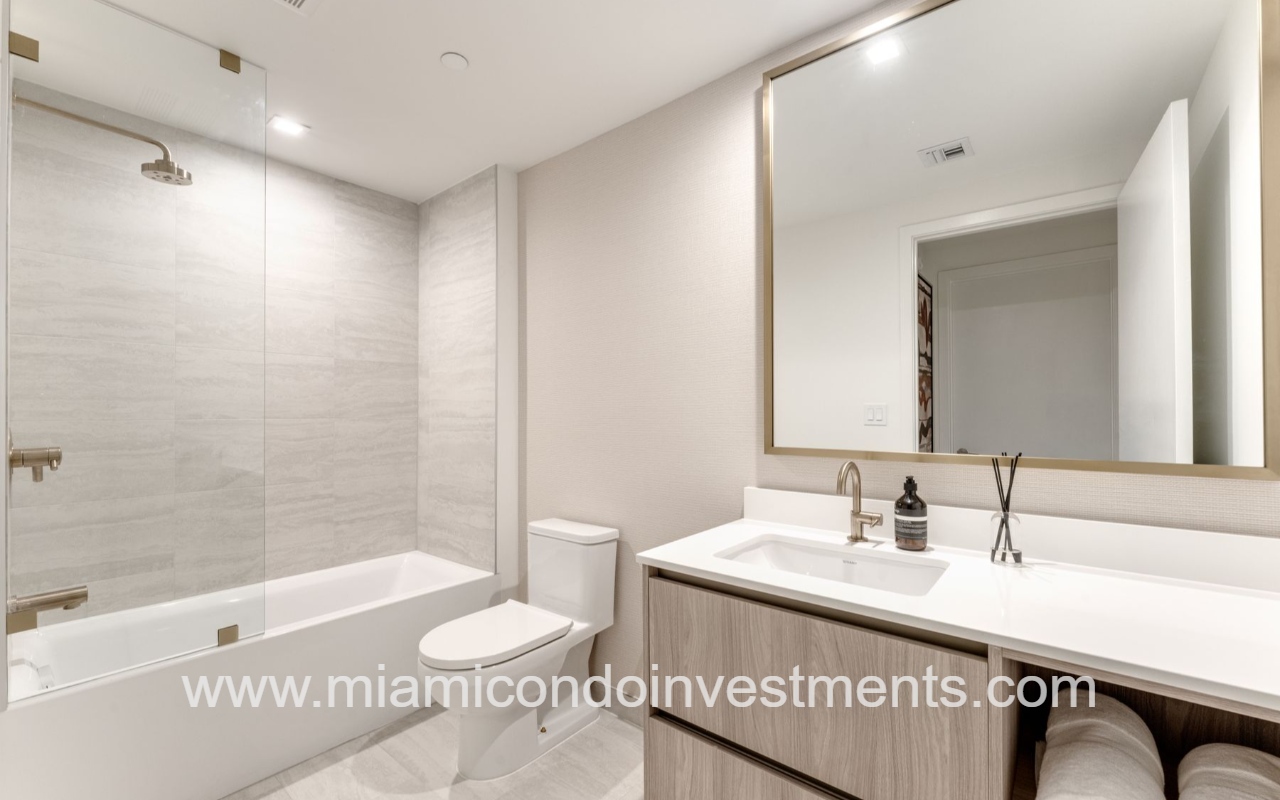 Viceroy Brickell bathroom